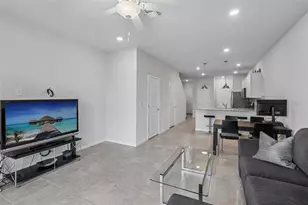 31337 Amberview Bnd, Wesley Chapel, FL 33545 - Photo 3