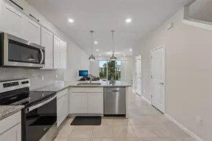 31337 Amberview Bnd, Wesley Chapel, FL 33545 - Photo 5