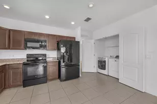 5148 Brickwood Rise Dr, Wimauma, FL 33598 - Photo 5