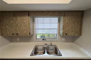 4500 E Bay Dr, Clearwater, FL 33764 - Photo 7