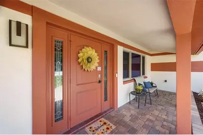 5915 46th Avenue N, Kenneth City, FL 33709 - Photo 3
