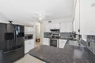 5915 46th Ave N, Kenneth City, FL 33709 - Photo 11