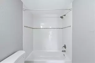 11409 8th St N, Saint Petersburg, FL 33716 - Photo 29