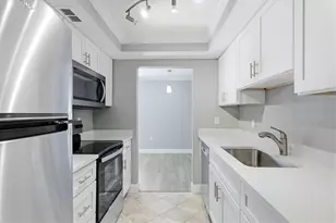 11409 8th St N, Saint Petersburg, FL 33716 - Photo 19