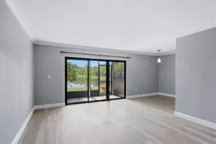 11409 8th St N, Saint Petersburg, FL 33716 - Photo 15