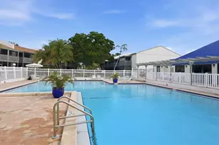 11409 8th St N, Saint Petersburg, FL 33716 - Photo 33