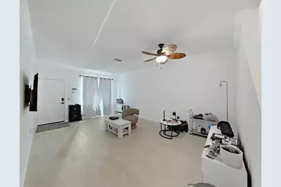 18126 Paradise Point Drive, Tampa, FL 33647 - Photo 15