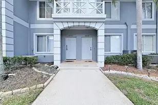 18126 Paradise Point Dr, Tampa, FL 33647 - Photo 3