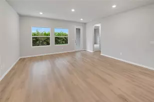 5188 Creek Sand Dr, Apollo Beach, FL 33572 - Photo 9