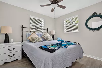 9042 Southern Comfort Drive, Largo, FL 33773 - Photo 27