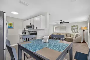 9042 Southern Comfort Dr, Largo, FL 33773 - Photo 9