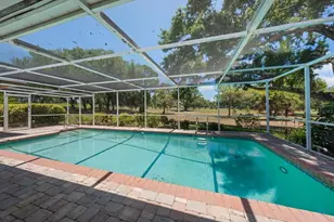 1218 St Andrews Dr, Dunedin, FL 34698 - Photo 9