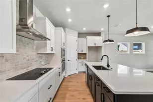 5735 Leaflet Trl, Mount Dora, FL 32757 - Photo 5