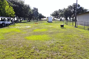 2207 Sparkman Rd, Plant City, FL 33566 - Photo 27