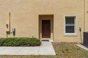 9973 Hound Chase Dr, Gibsonton, FL 33534 - Photo 3