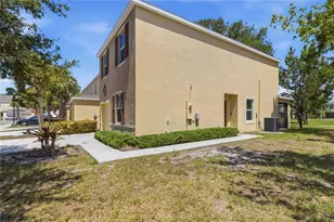 9973 Hound Chase Dr, Gibsonton, FL 33534 - Photo 37