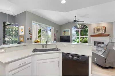 4834 Windmill Palm Terrace NE, Saint Petersburg, FL 33703 - Photo 17