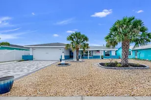 6512 Senegal Palm Way, Apollo Beach, FL 33572 - Photo 1