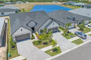 5828 Windbreak Ct, Apollo Beach, FL 33572 - Photo 1