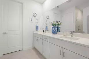 5828 Windbreak Ct, Apollo Beach, FL 33572 - Photo 31