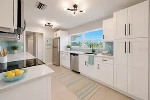 1725 Bikini Ct, Cape Coral, FL 33904 - Photo 11