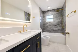 8120 7th St N, Saint Petersburg, FL 33702 - Photo 23