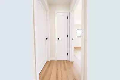 8120 7th Street N, Saint Petersburg, FL 33702 - Photo 21