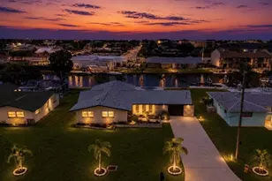 1729 Bikini Ct, Cape Coral, FL 33904 - Photo 3