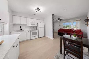 4933 Victoria Dr, Cape Coral, FL 33904 - Photo 7