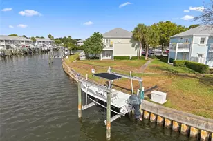 5117 Salmon Dr SE, Saint Petersburg, FL 33705 - Photo 31