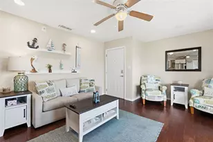 5117 Salmon Dr SE, Saint Petersburg, FL 33705 - Photo 5