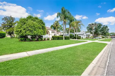 5011 E Golf Club Lane, Spring Hill, FL 34609 - Photo 13