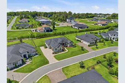 2564 Delphi Woods Circle, Lakeland, FL 33812 - Photo 11