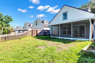 22817 St Thomas Cir, Lutz, FL 33549 - Photo 7