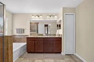 10307 Summer Azure Dr, Riverview, FL 33578 - Photo 11