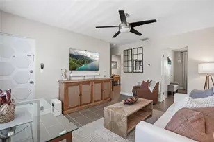 410 12th Ave NE, Saint Petersburg, FL 33701 - Photo 5