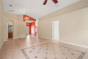2318 Barons Ct, Tavares, FL 32778 - Photo 15