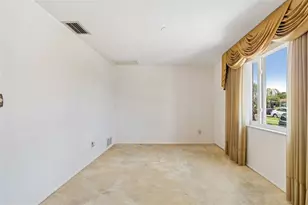 1836 Princeton Dr, Clearwater, FL 33765 - Photo 13