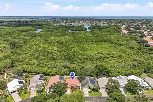 5274 White Sand Cir NE, Saint Petersburg, FL 33703 - Photo 11