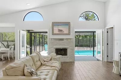 5274 White Sand Circle NE, Saint Petersburg, FL 33703 - Photo 3