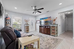 8504 Gold Ridge Cir, Tampa, FL 33619 - Photo 5