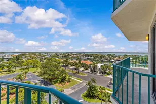 670 Island Way, Clearwater Beach, FL 33767 - Photo 35