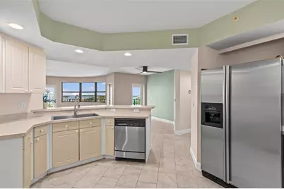 670 Island Way #800, Clearwater Beach, FL 33767 - Photo 9