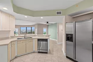 670 Island Way, Clearwater Beach, FL 33767 - Photo 9