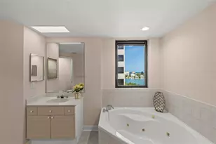670 Island Way, Clearwater Beach, FL 33767 - Photo 27
