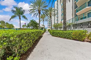 670 Island Way, Clearwater Beach, FL 33767 - Photo 57