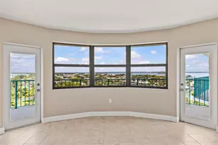670 Island Way, Clearwater Beach, FL 33767 - Photo 5