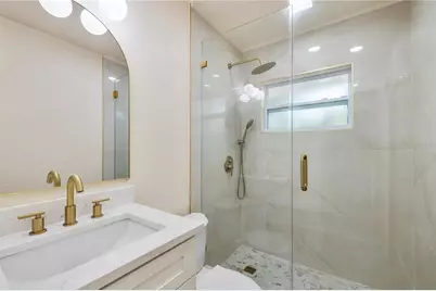 5538 6th Avenue N, Saint Petersburg, FL 33710 - Photo 11