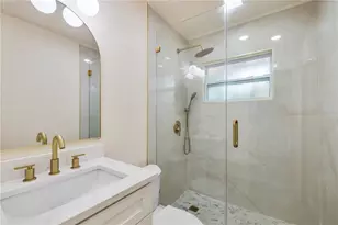 5538 6th Ave N, Saint Petersburg, FL 33710 - Photo 11