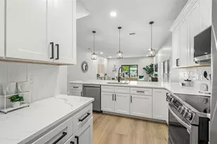 4308 W Gray St, Tampa, FL 33609 - Photo 15